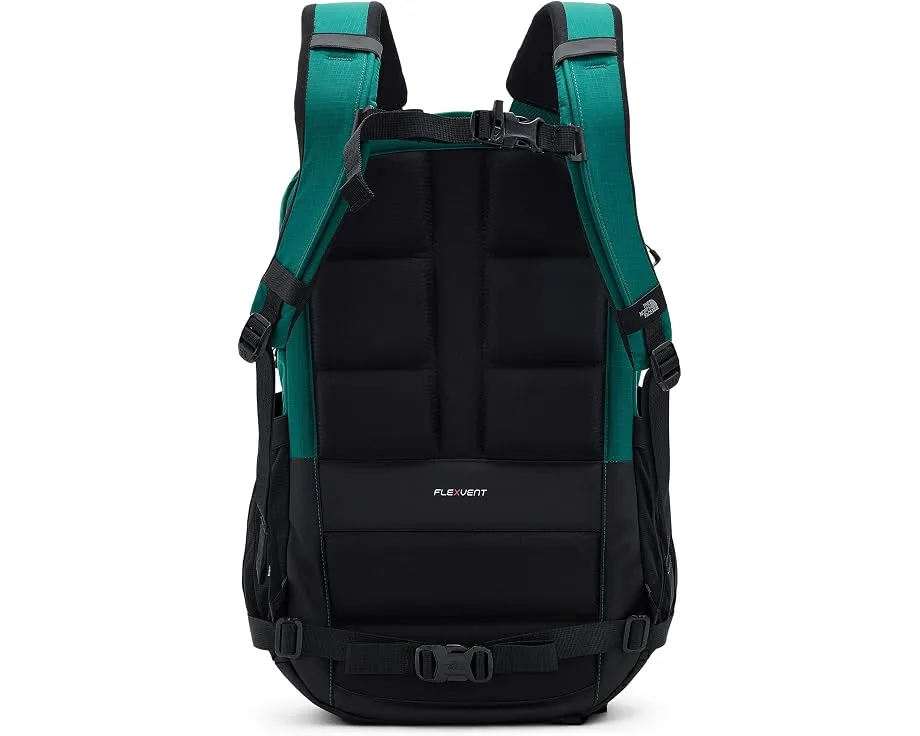 Рюкзак The North Face Surge с системой вентиляции FlexVent и защитным отделением для ноутбука