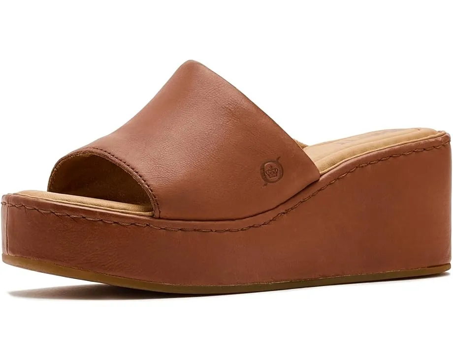 Босоножки на танкетке Born Shilo с кожаным верхом