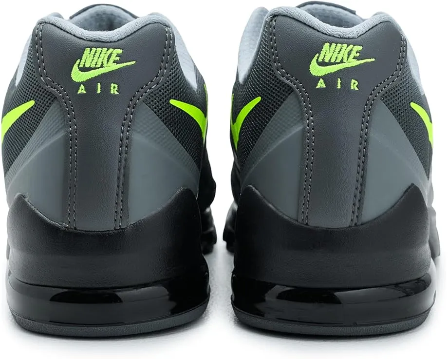 Кроссовки Nike Air Max Invigor с технологией Max Air
