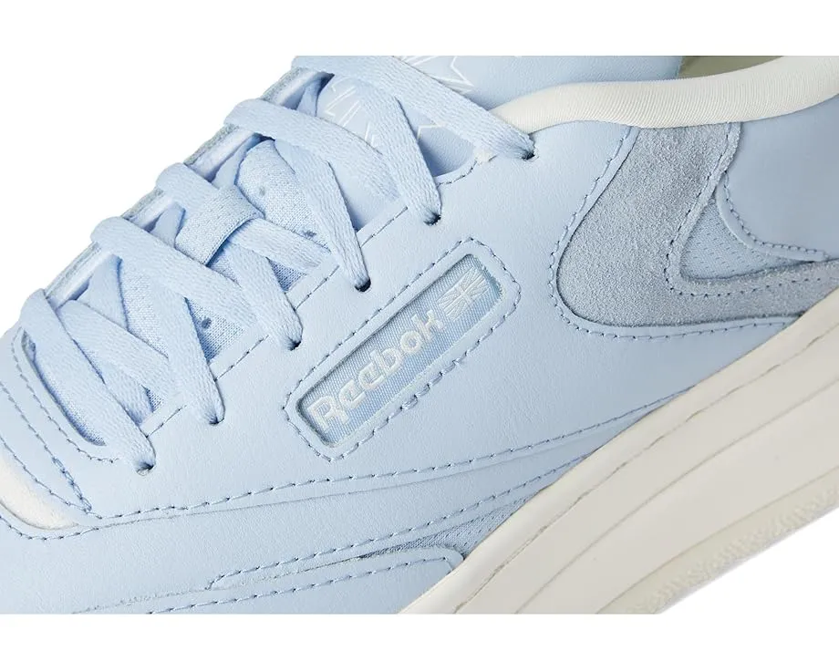 Кроссовки Reebok Club C Extra с платформенной подошвой и кожаным верхом