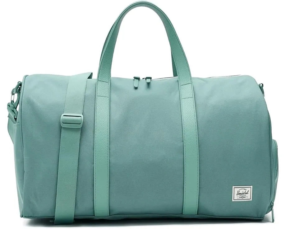 Herschel Novel спортивная сумка из переработанного полиэстера с отделением для обуви