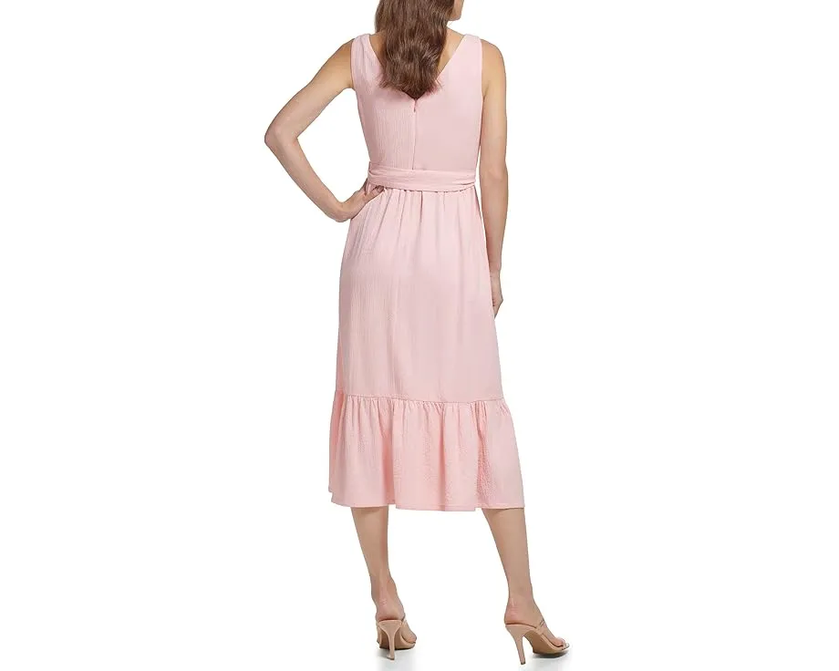 Миди-платье DKNY с V-образным вырезом и рюшами по подолу