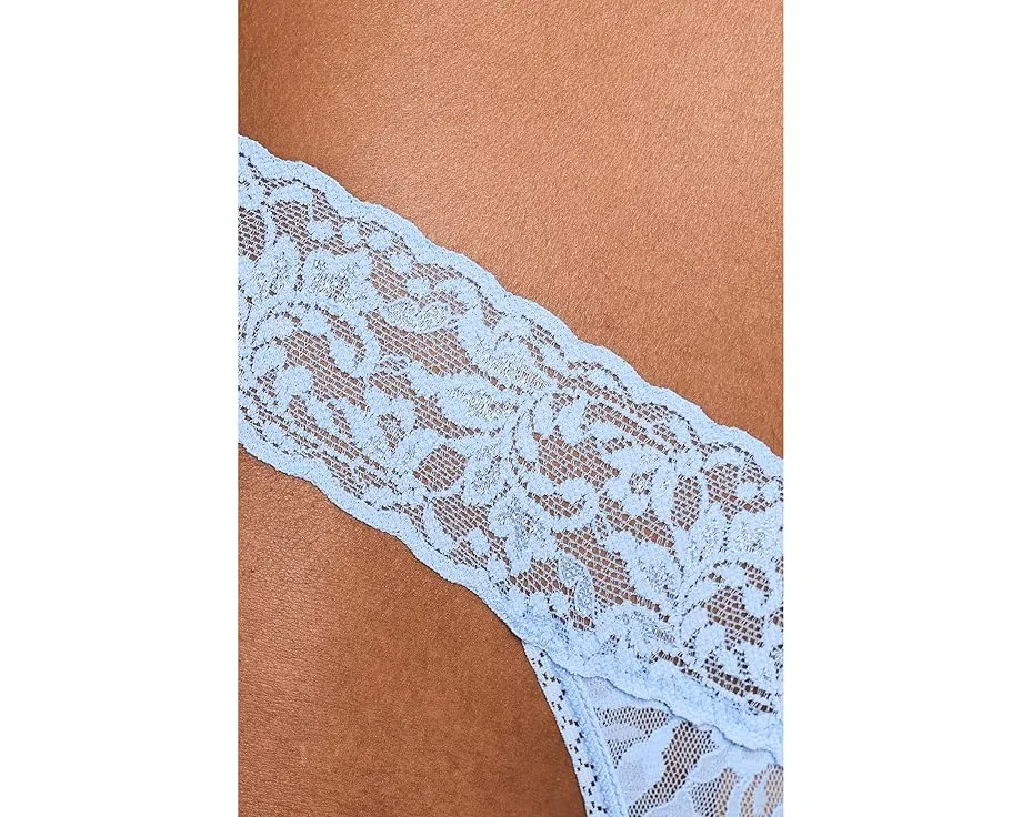 Трусы стринги Hanky Panky Signature Lace 3 штуки