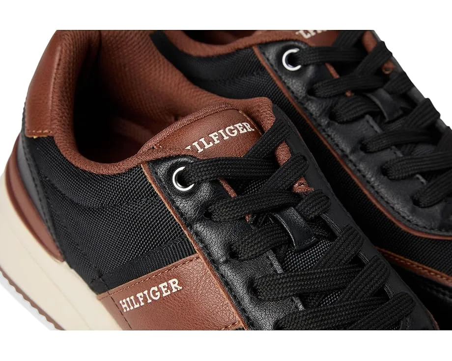 Кроссовки Tommy Hilfiger Santal с памятью формы и смешанными материалами