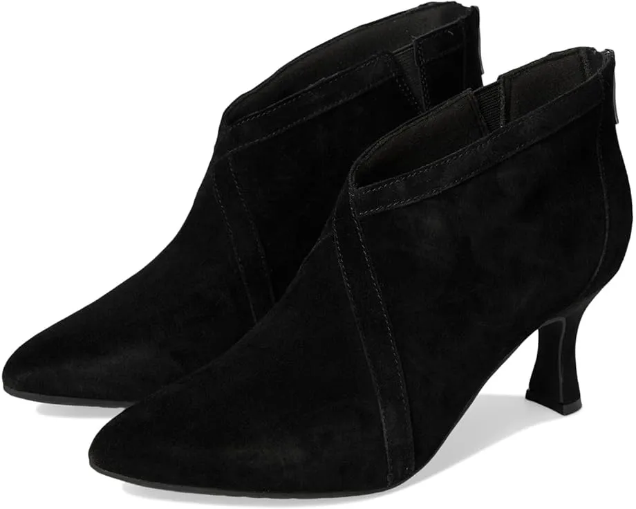 Туфли Clarks Kataleyna Sol на котячьем каблуке с острым носком