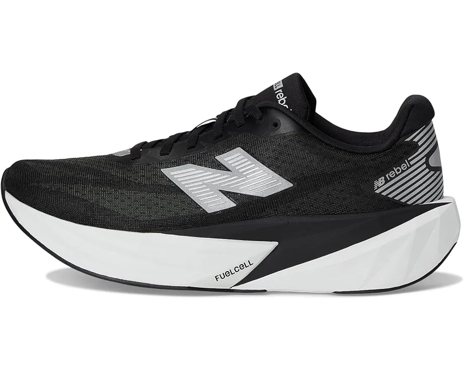 Беговые кроссовки New Balance FuelCell Rebel v5 с технологией FuelCell