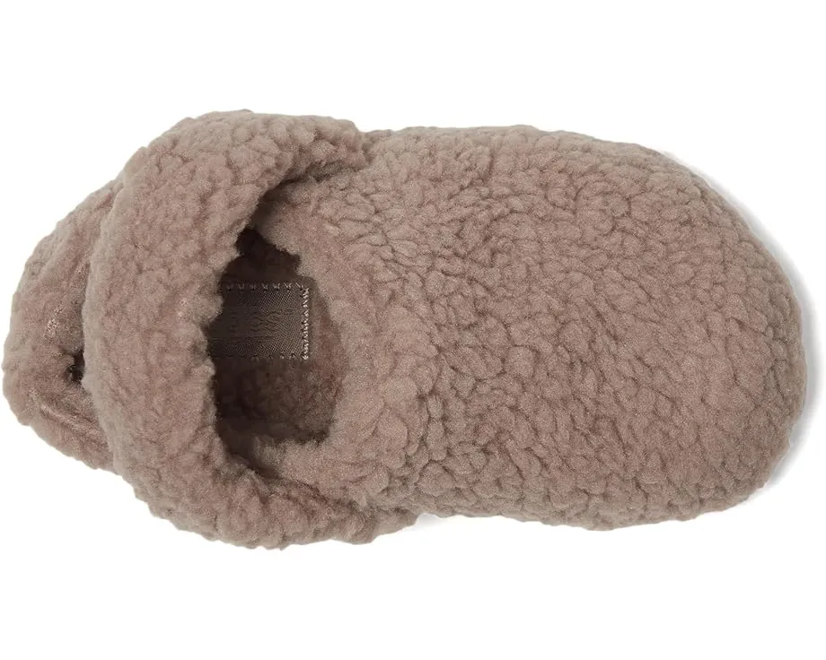 Уютные тапочки Crocs Classic Cozzzy с искусственным мехом и противоскользящей подошвой
