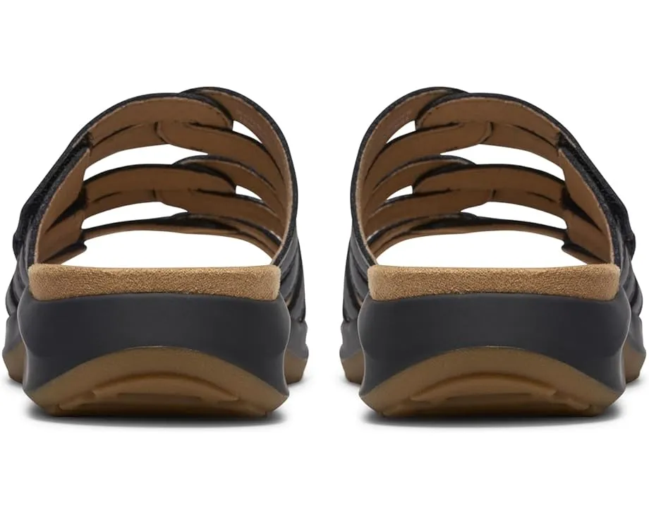 Сандалии Maelynn Abby Clarks из кожи с металлическими деталями на клиновидном каблуке