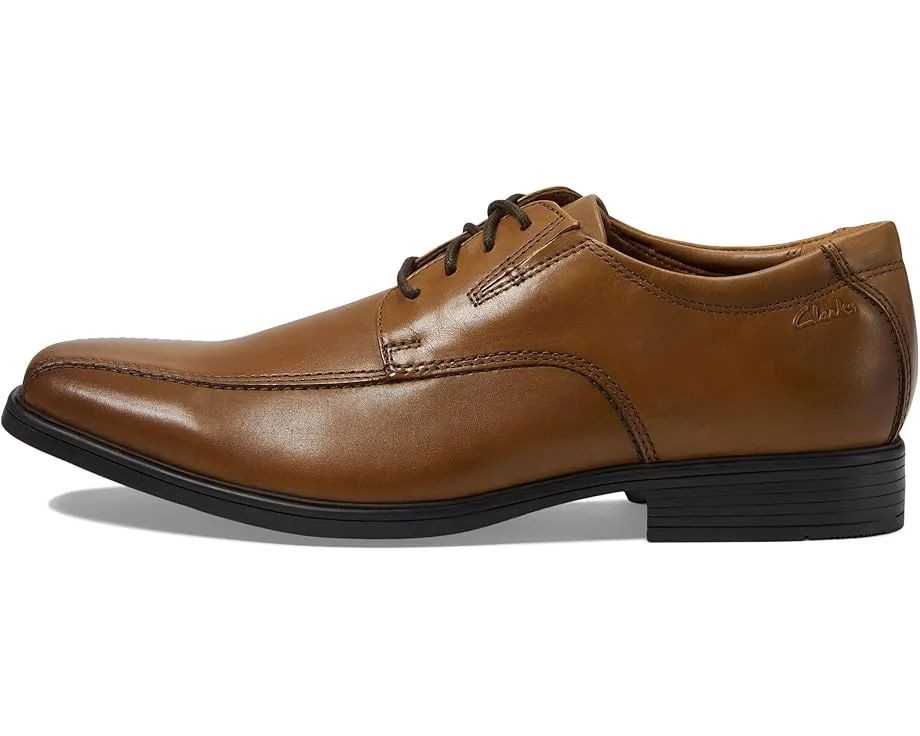Оксфорты Clarks Tilden Walk с эластичными вставками и стелькой OrthoLite