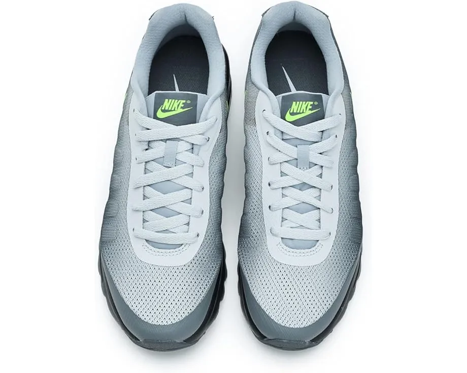 Кроссовки Nike Air Max Invigor с технологией Max Air