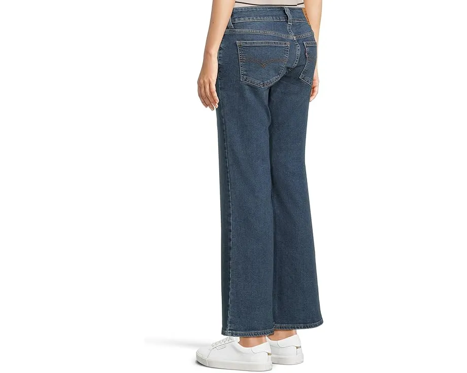 Джинсы женские Superlow Flare Levi с посадкой на бёдрах