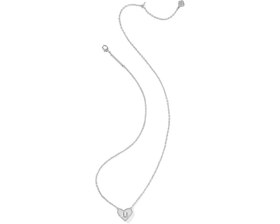 Kendra Scott Heart Letter короткое подвесное ожерелье с буквой и сердечком