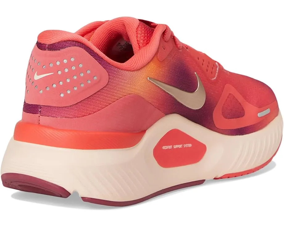 Беговые кроссовки Nike Structure 26 Special Edition с технологией ReactX