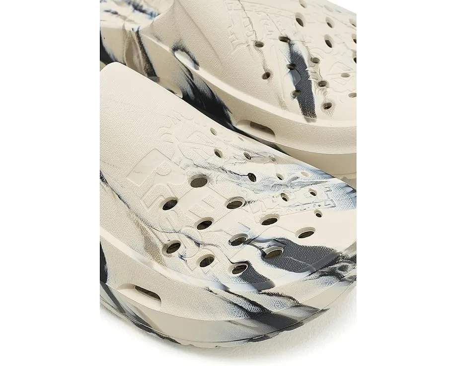 Шлепанцы Reef Glider с верхом из замши и искусственным мехом