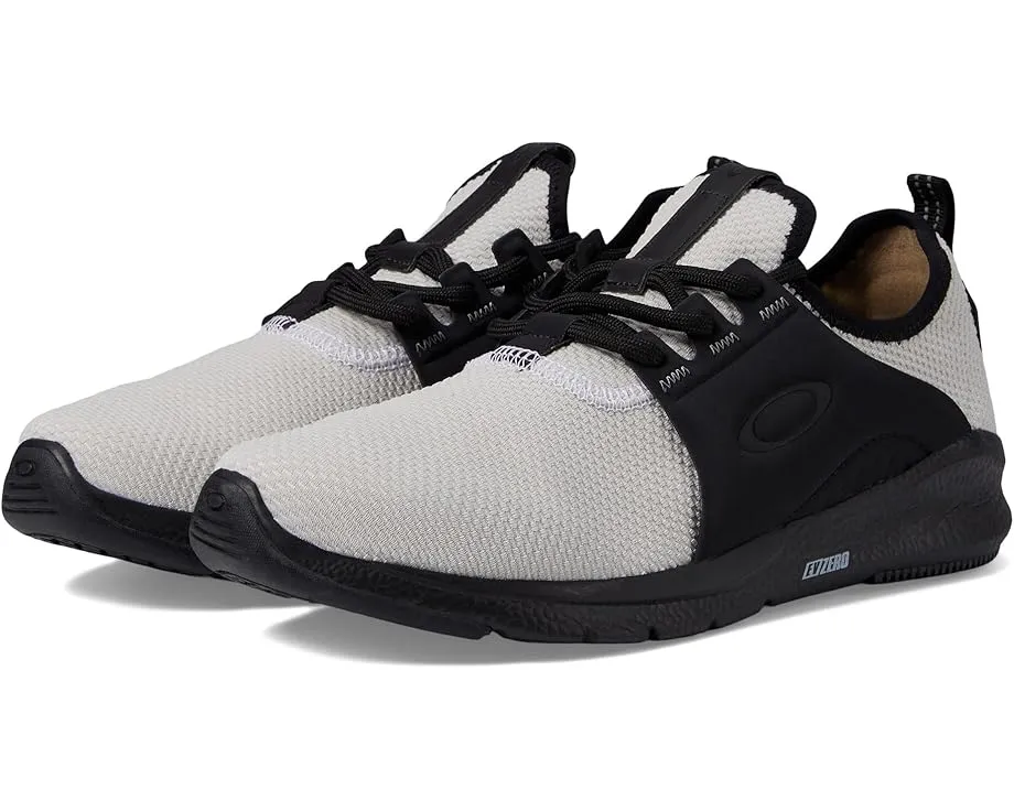 Кроссовки Oakley Dry с сетчатыми вставками и удобной стелькой CELLFIT