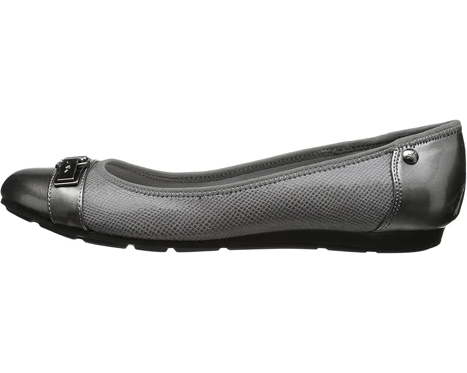 Классические мокасины Sport Able с декоративной пряжкой от Anne Klein