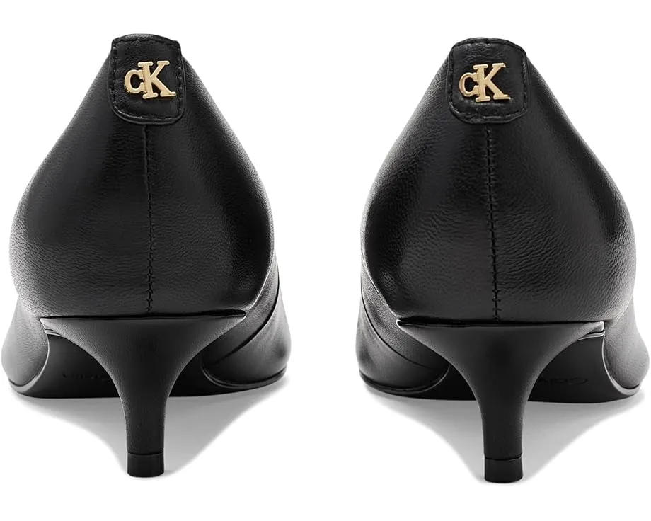 Туфли Roxanna от Calvin Klein с острым носком и котячьим каблуком