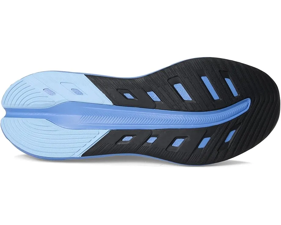 Беговые кроссовки Adidas Questar 3 с низким профилем и фирменными полосками