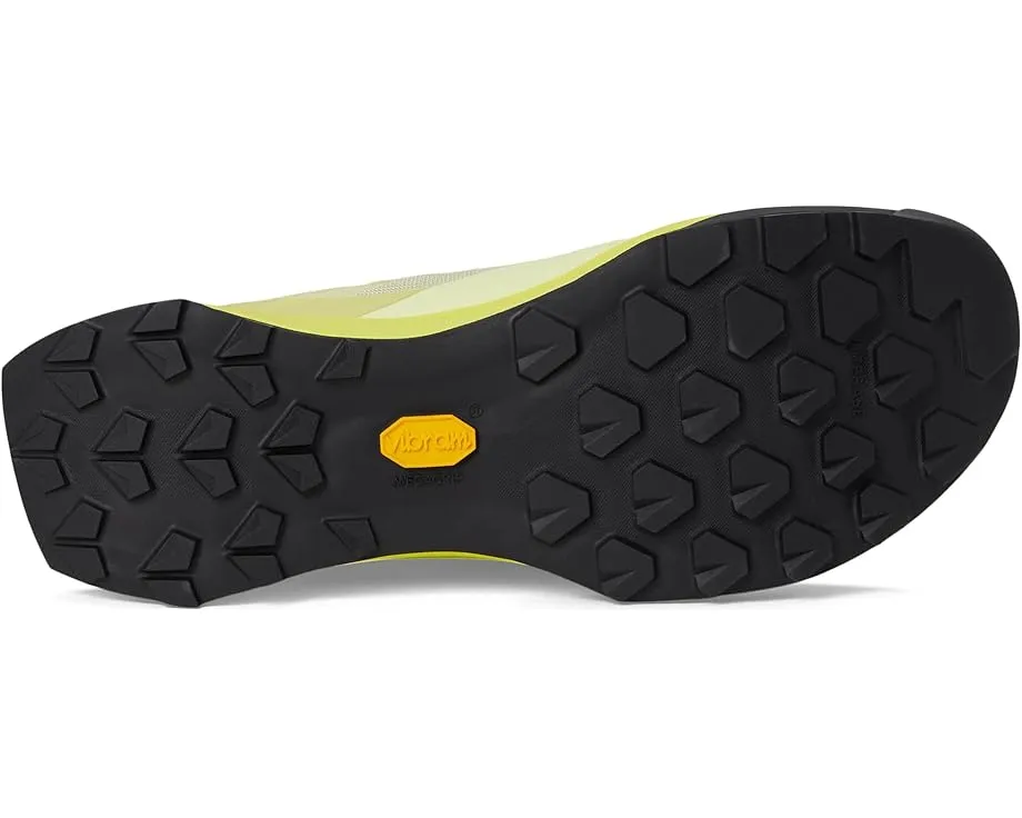 Легкие треккинговые ботинки Arc'teryx Vertex Speed с нейлоновым верхом