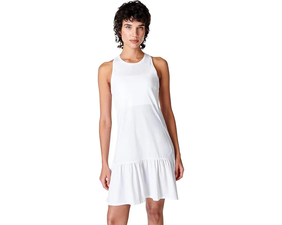 Короткое платье Sweaty Betty Explorer Club с открытой спиной и ярусами