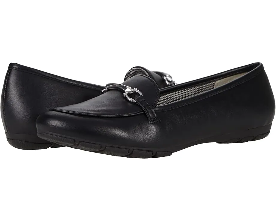 Лоферы Cliffs by White Mountain Glowing с металлической пряжкой и стелькой с амортизацией