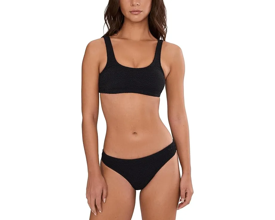 Бикини топ Nike Shoreline Pucker Bralette с текстурной тканью