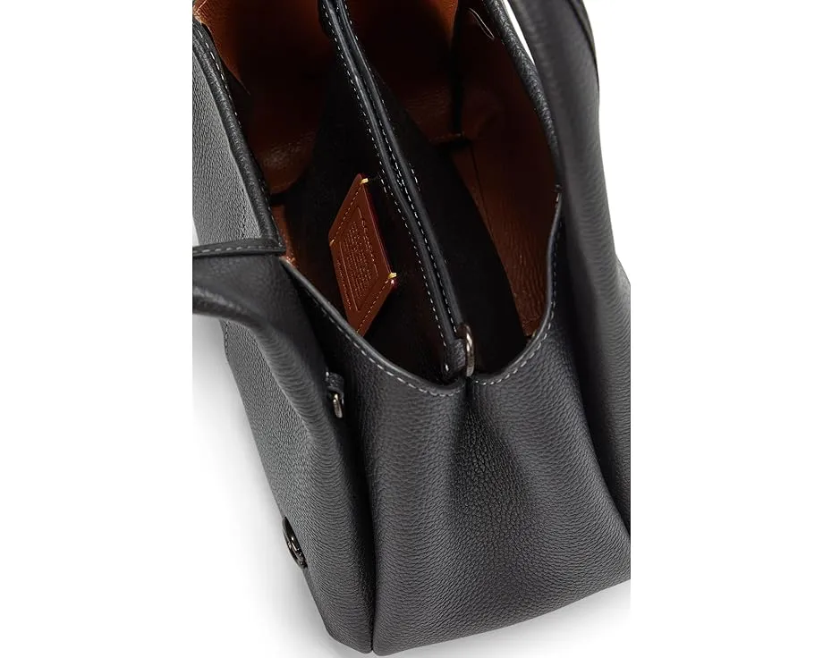 Сумка через плечо COACH Polished Pebble Leather Lana 23 с ремнем через плечо