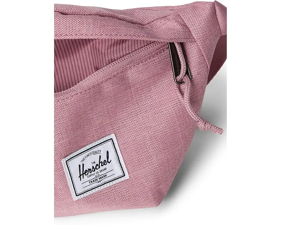 Поясная сумка Herschel Supply Co. Classic Hip Pack из переработанных материалов с регулируемым ремнем