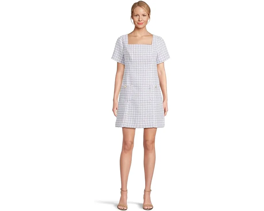 Платье Gwynne Boucle Shift от Lilly Pulitzer с квадратным вырезом и клетчатым принтом