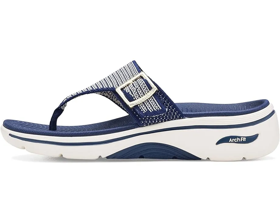 Сандалии SKECHERS GO Walk Arch Fit 2.0 Resort Day с блестками и клиньем