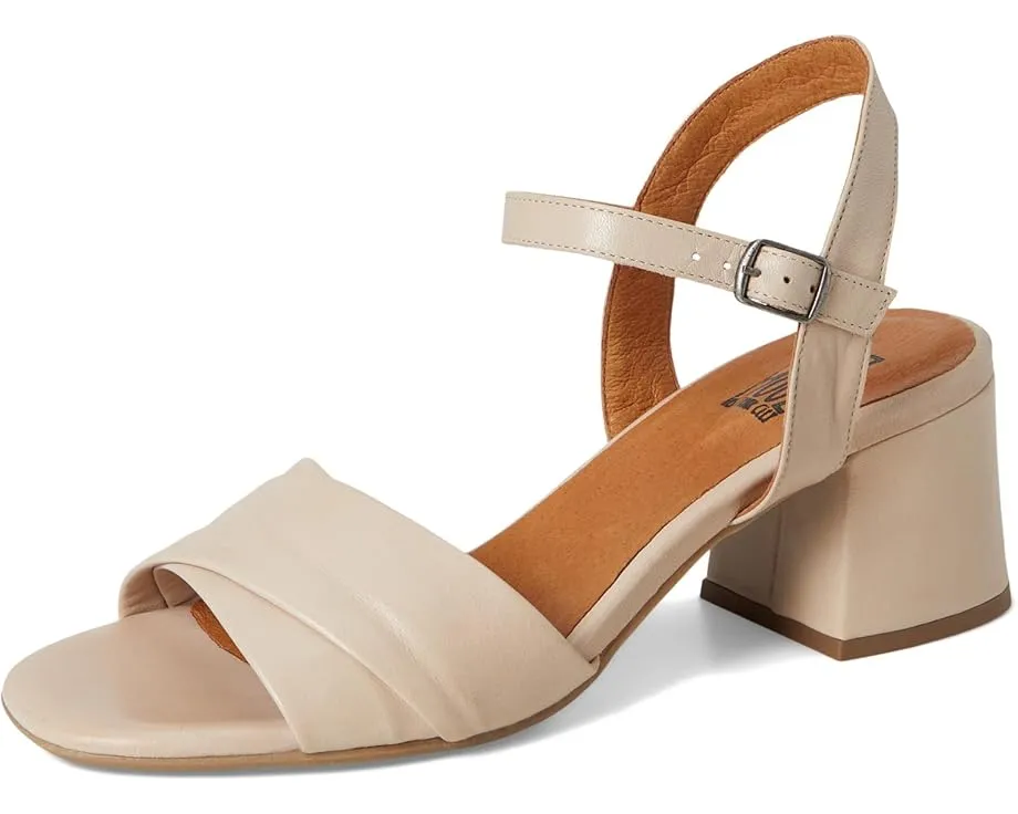 Босоножки Miz Mooz Bela на устойчивом каблуке с ремешком