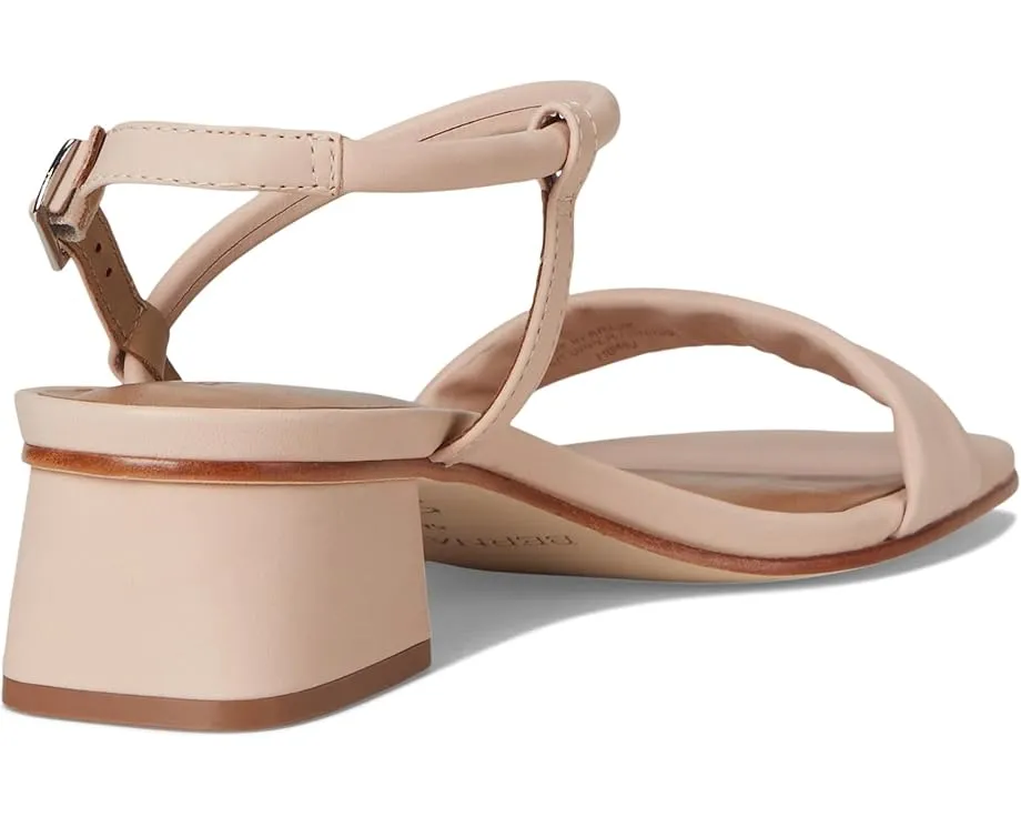 Босоножки Bernardo Josei на устойчивом каблуке с асимметричным верхом и квадратным носком