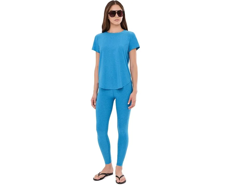 Футболка Beyond Yoga Featherweight On The Down Low Tee из влагоотводящей ткани Spacedye