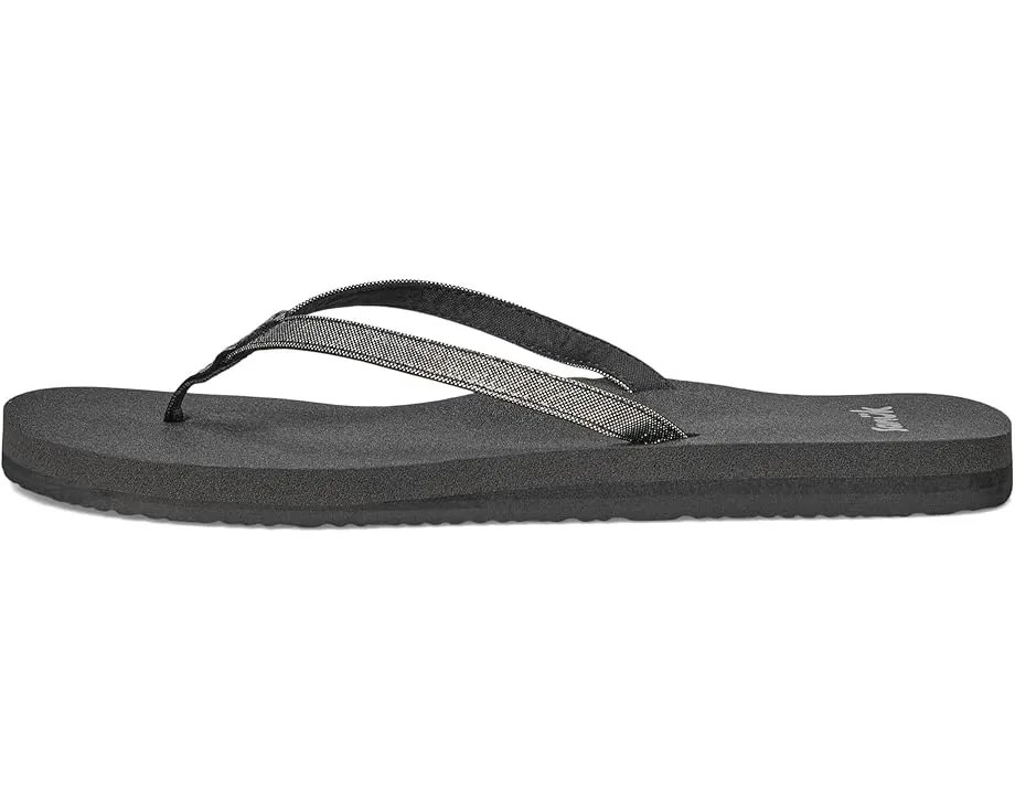 Сандалии Sanuk Yoga Joy II Bling с блестящими ремнями и экологичной стелькой из пены с эффектом памяти