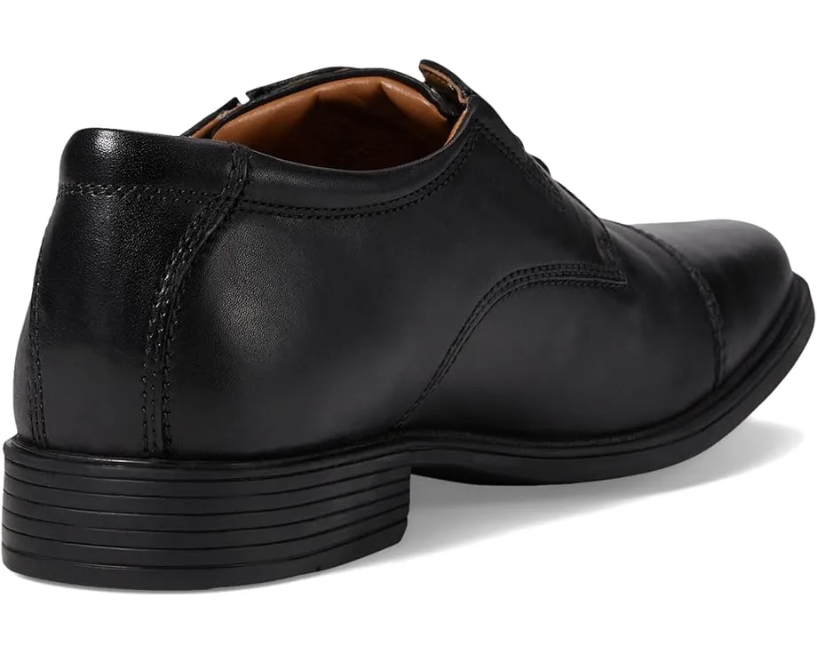 Туфли Clarks Tilden Cap с блестящей кожей и двойной резинкой