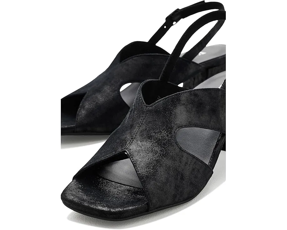 Сандалии Vaneli Daffy на платформе с ремешком на пряжке и каблуком 1 1/2 дюйма (3.81 см)