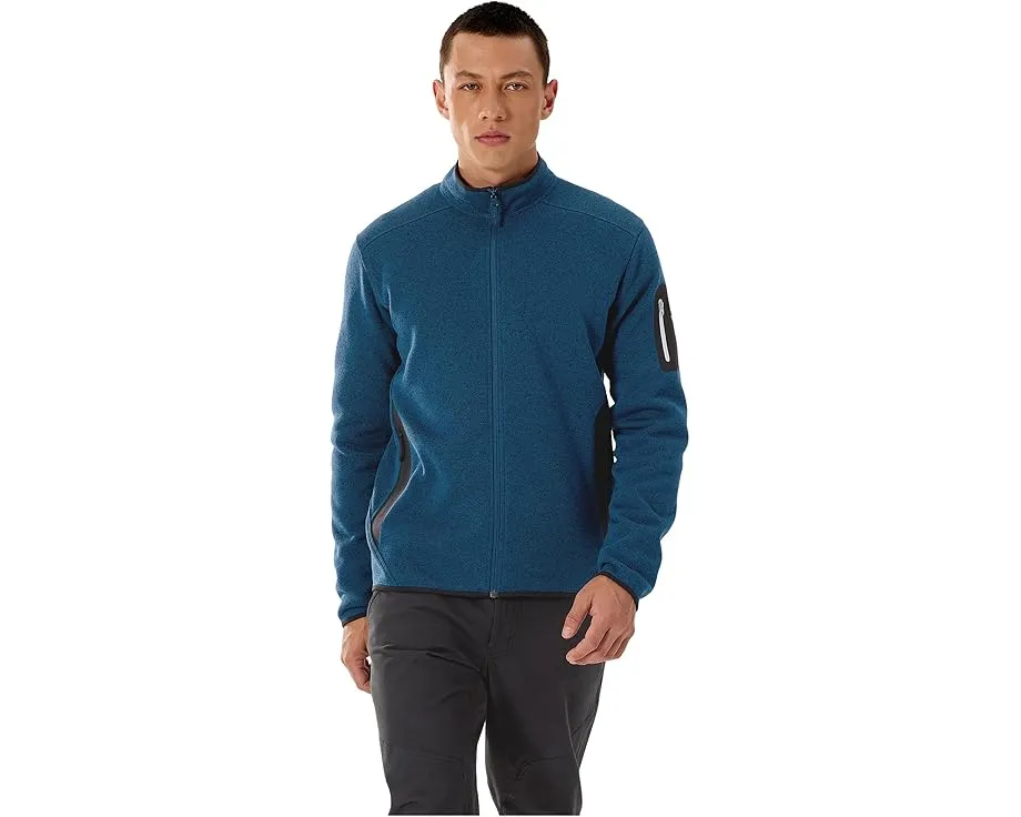 Arc'teryx кардиган Covert из переработанного полиэстера с воротником стойкой