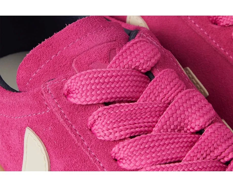 Кроссовки VEJA Campo Bold с контрастными деталями и дикой резиной