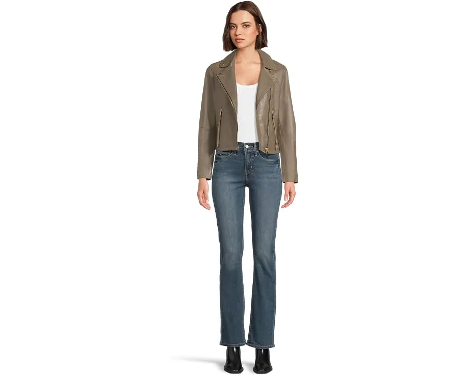 Джинсы Levi's Womens 315 Shaping Bootcut с эффектом стройнящего фасона и расклешенной штаниной