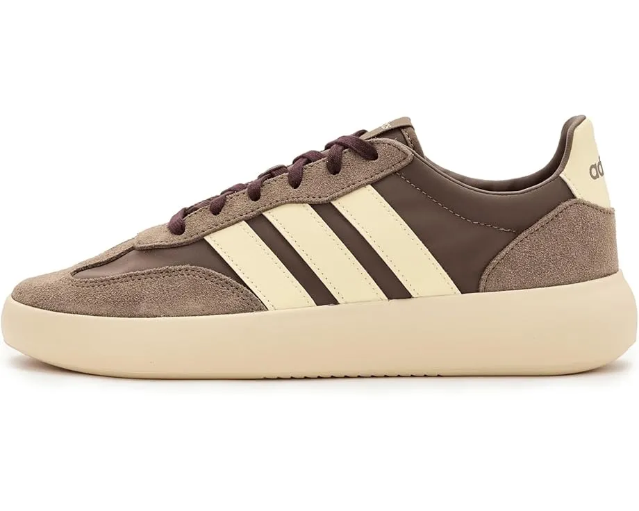 Кроссовки Adidas Barreda Decode с кожаным верхом и Т-образным носком