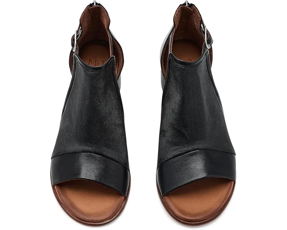 Босоножки Rayna на каблуке от Miz Mooz с круглым мысом