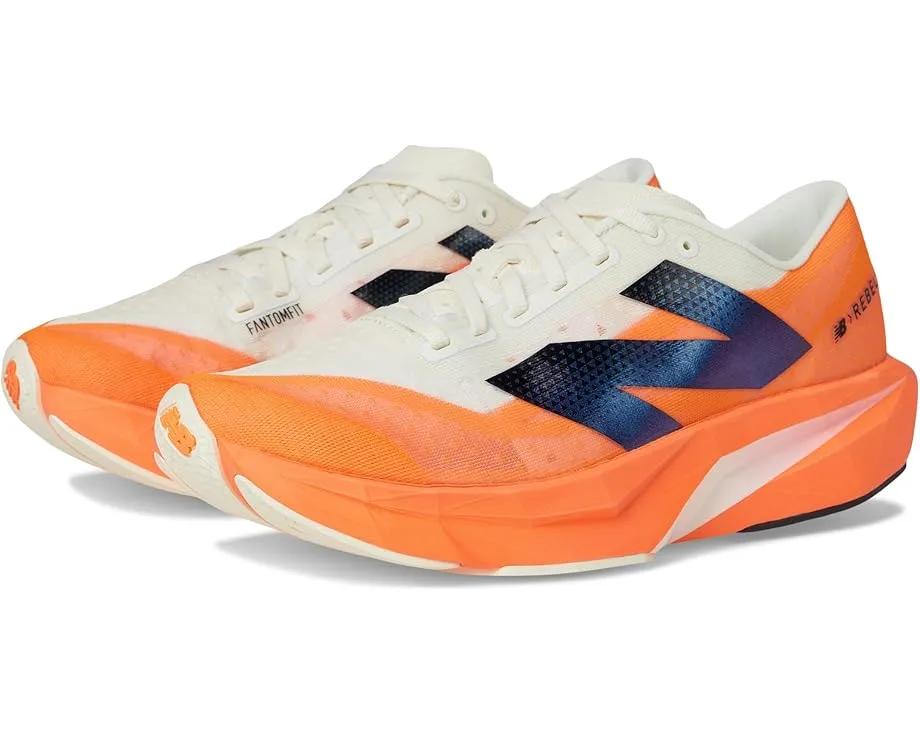 Беговые кроссовки New Balance FuelCell Rebel v4 с пеной FuelCell и светоотражающими элементами