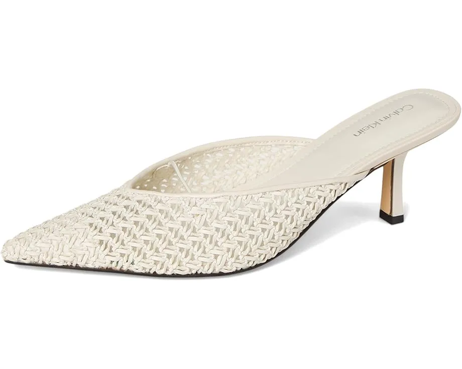 Туфли-лодочки Camilly от Calvin Klein с острым носком и каблуком kitten heel