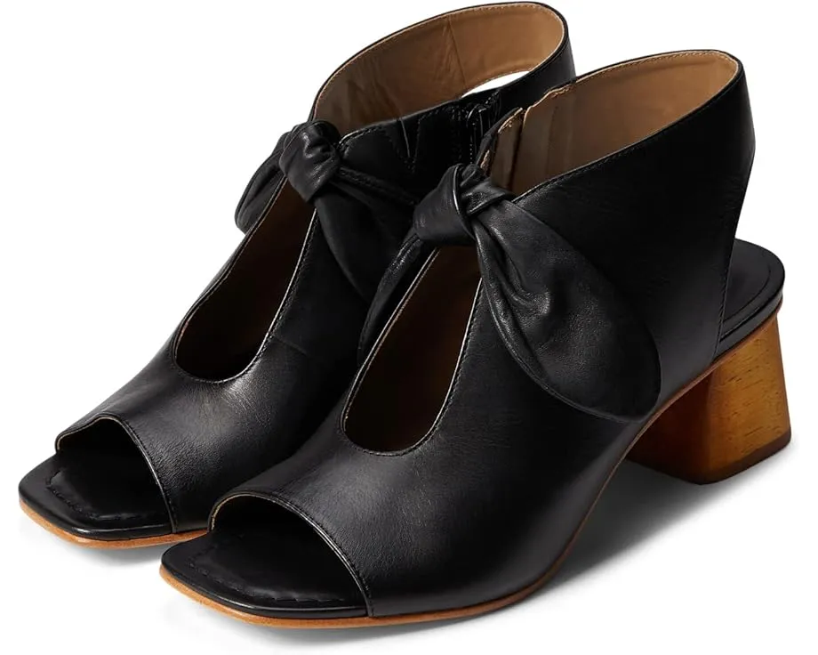 Туфли Bernardo Lizzie на каблуке с квадратным открытым носком