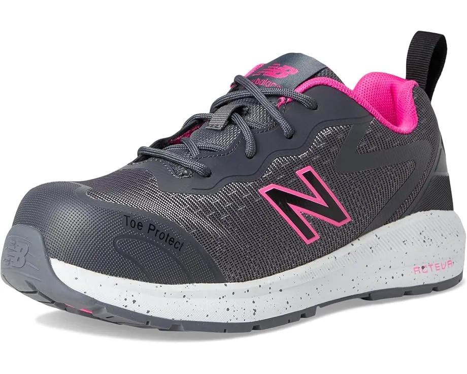 Кроссовки New Balance Logic с композитным мыском и защитой EH