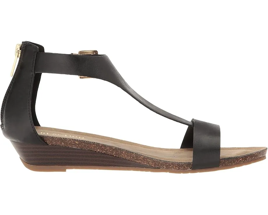 Сандалии Kenneth Cole Reaction Great Gal с технологией Ortholite и регулируемой лямкой