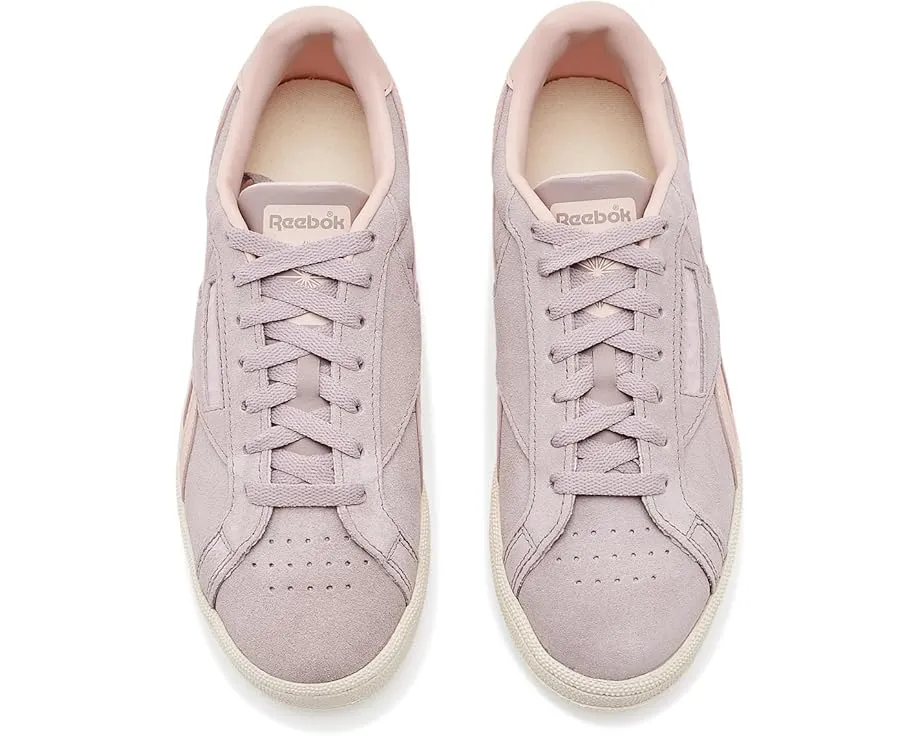 Кроссовки Reebok Club C Grounds UK с замшевым верхом и каучуковой подошвой