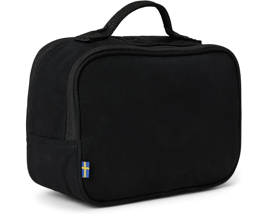 Дорожная косметичка Kånken Toiletry Bag от Fjällräven из переработанного материала