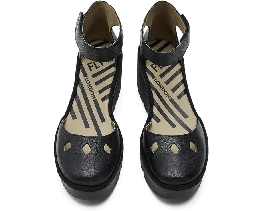 Закрытые туфли FLY LONDON Boij626fly на танкетке с ремешком на липучке