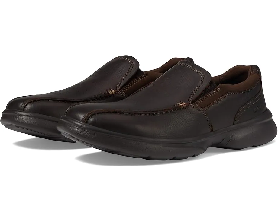 Слипоны Bradley Step от Clarks с технологией Contoured Comfort